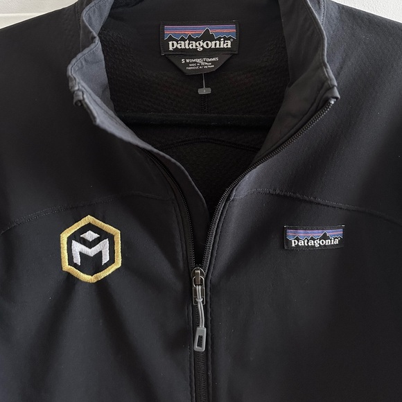 Patagonia Jacket Women’s Small Brand new - Picture 4 of 5